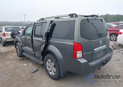 2005 Nissan Pathfinder Le из США, поврежденный, VIN 5N1AR18W15C720644